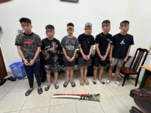 Hai nhóm thanh niên hỗn chiến trong đêm, 1 đối tượng bị bi sắt bắn hỏng mắt